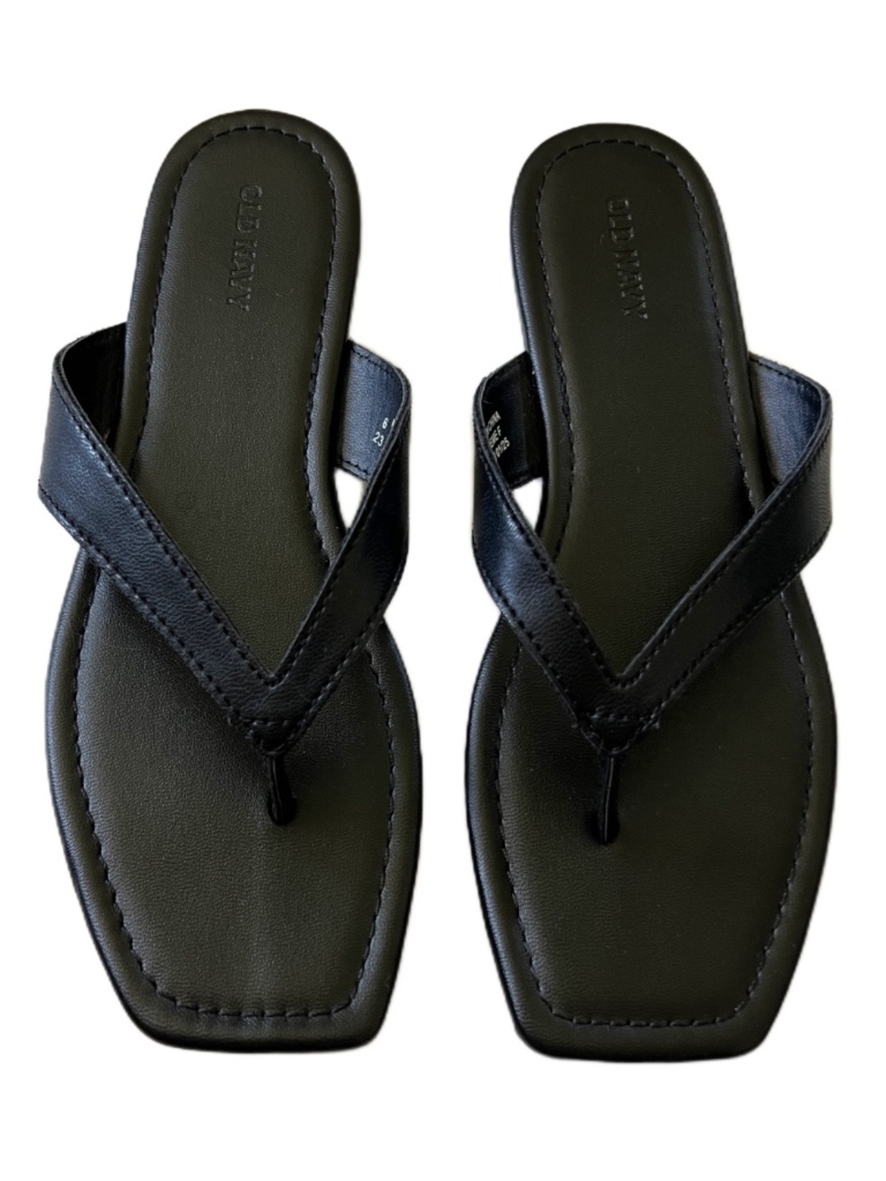Old Navy Square-Toe Flip-Flops Black Size 6